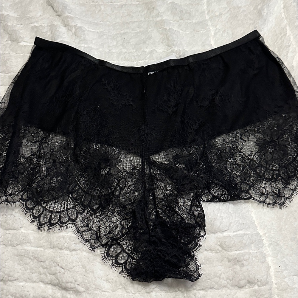 🎈SALE🎈 Torrid - Picture 4 of 5